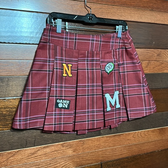 No Boundaries Pleated Maroon Plaid Skater Mini Skirt - Picture 2 of 7